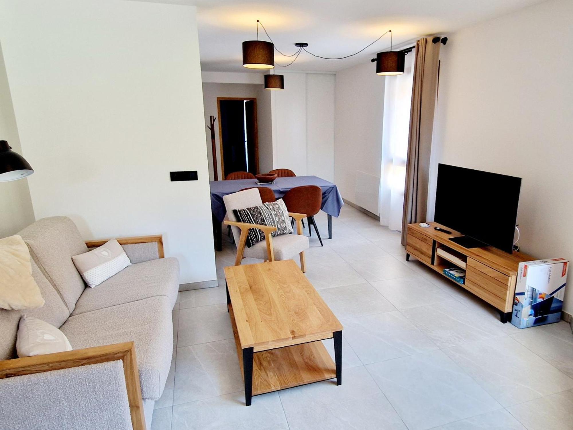 Апартаменты Cosy 2 Pieces A Plagne Montalbert, Proche Pistes Et Commerces, Avec Garage Et Wifi - Fr-1-755-19
